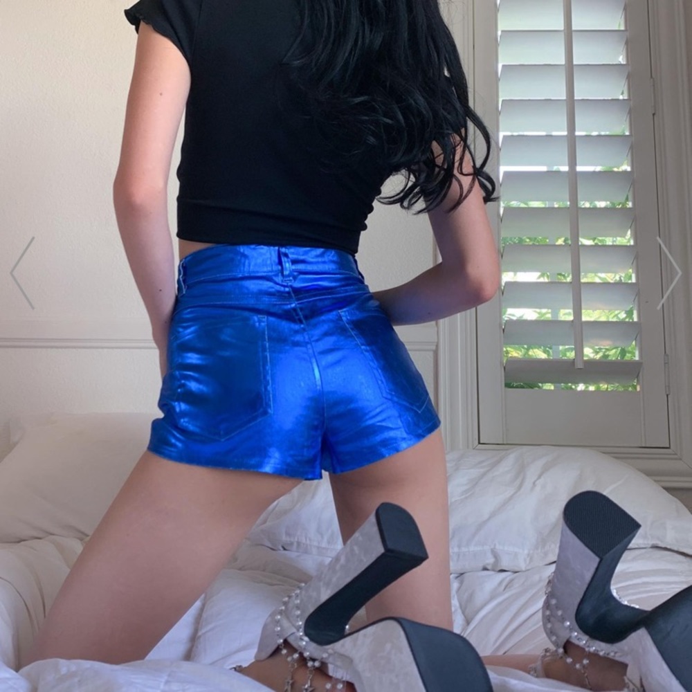 Lace up shorts - Picture 3 of 3